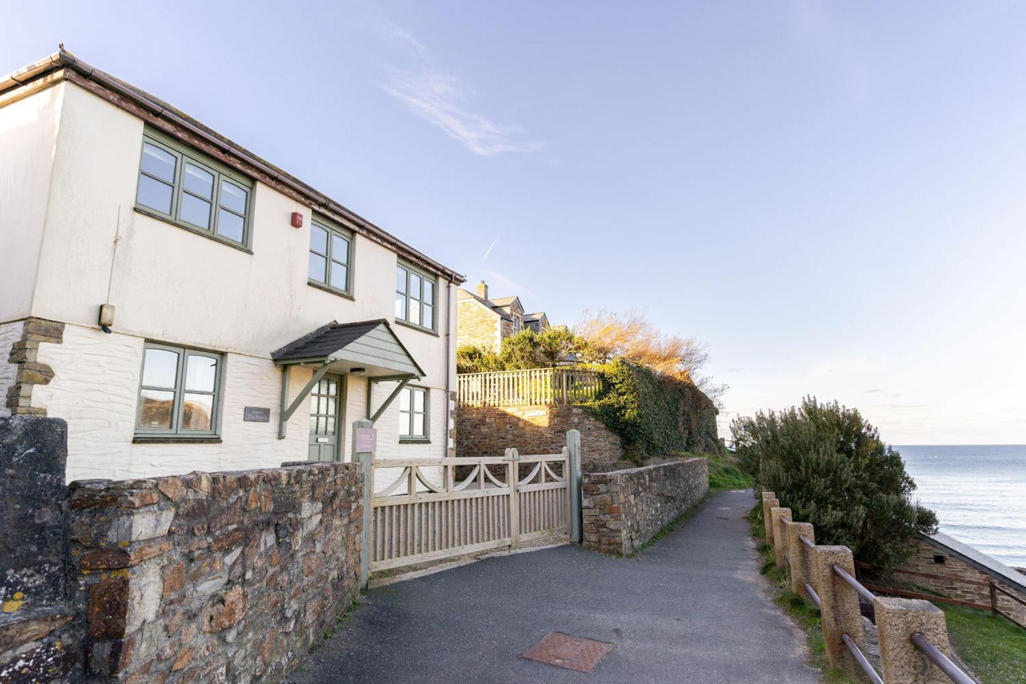 Above The Beach St Agnes  Exterior photo